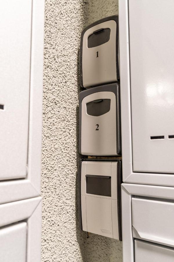 Studio Brand New Apartment #28 In New Building With Free Parking In City Center Prag Eksteriør billede
