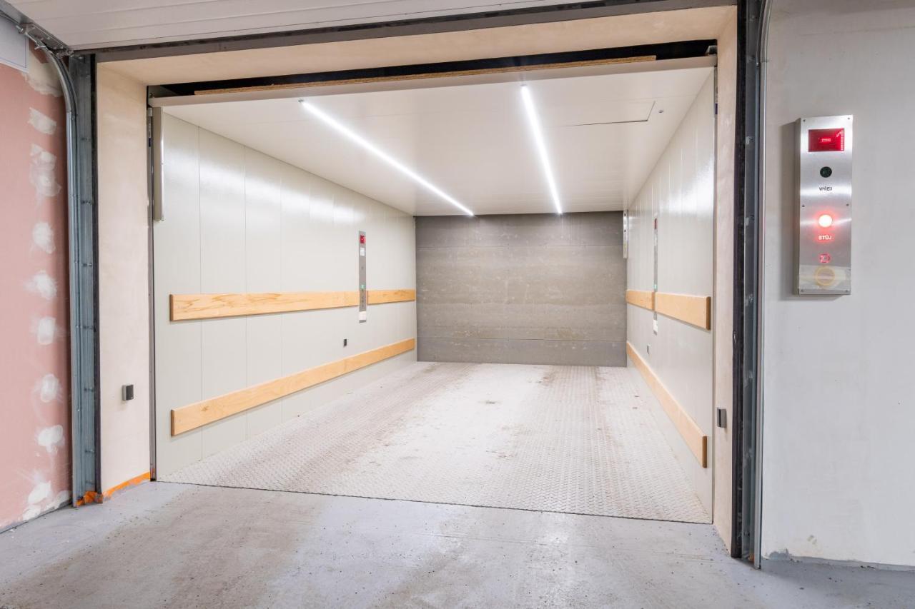 Studio Brand New Apartment #28 In New Building With Free Parking In City Center Prag Eksteriør billede