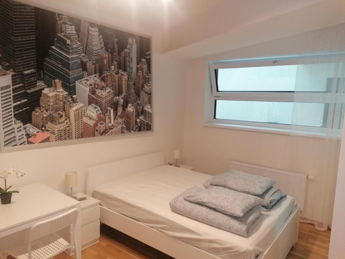 Studio Brand New Apartment #28 In New Building With Free Parking In City Center Prag Eksteriør billede